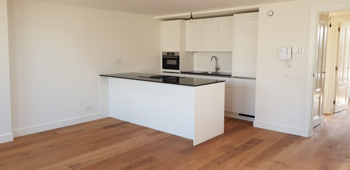 studios for rent on Spaarndammerstraat 93 A5